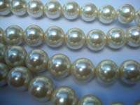 Glass Pearls 18mm Shiny